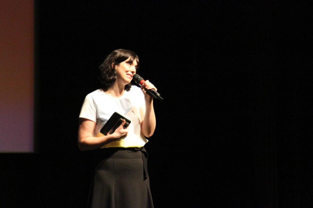 Raquel Franzim no evento "Planejamentos de Educação Infantil".  Foto: Heloisa Fantini.