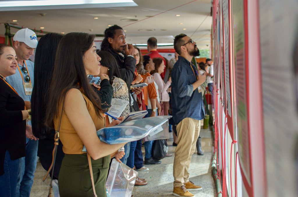 "Seminário Infâncias e Naturezas, um olhar para a diversidade social e ambiental".